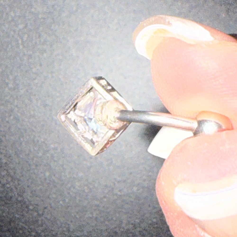 Silver Belly Button Ring With Clear Gem - image 3